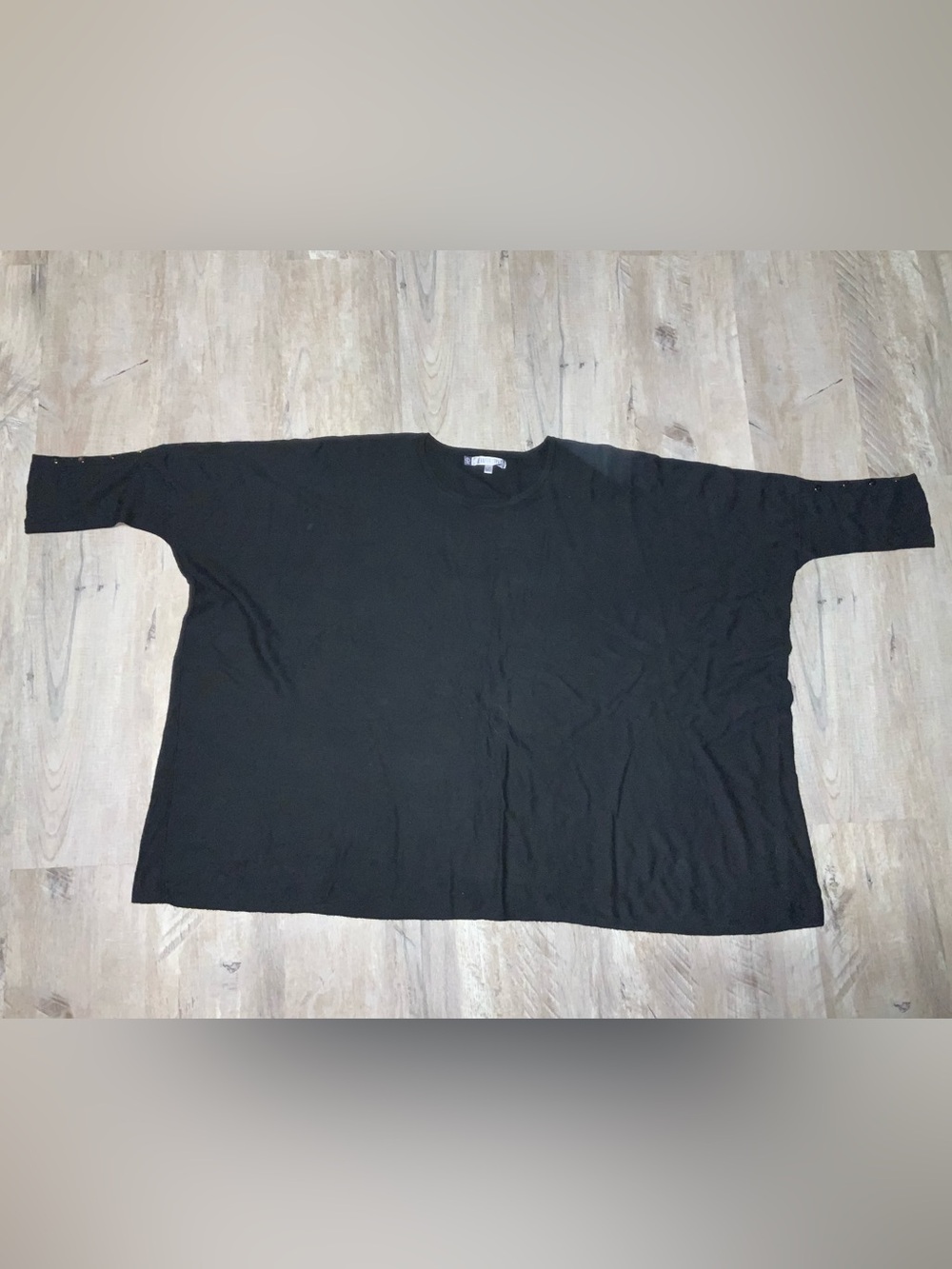 (Bin 20) Jennifer Lopez, Short Sleeve Shrug in Black, Size L/XL
